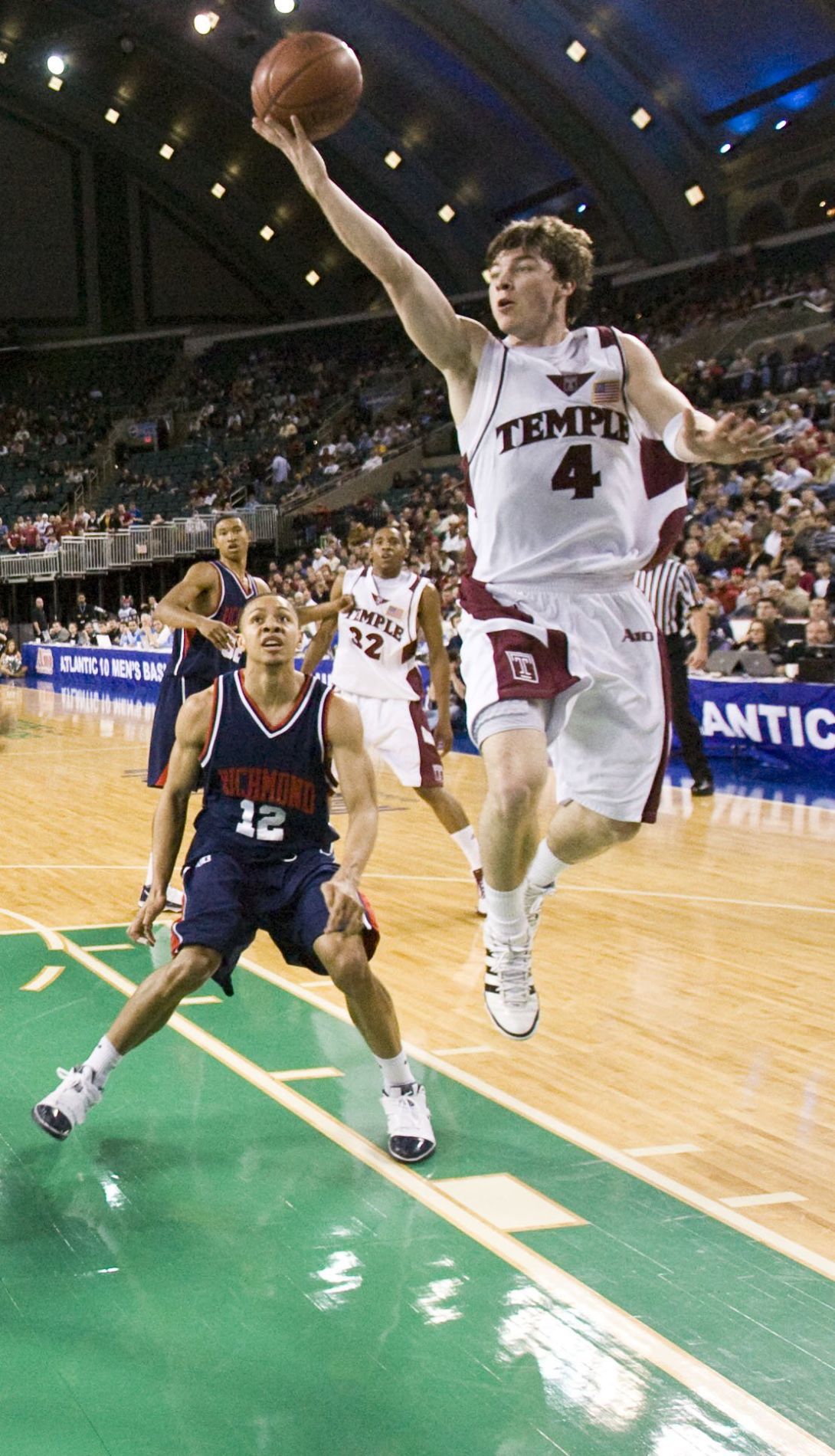 A10 basketball champ